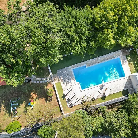 House Runjic W Pool Large Garden And Playground * Prgomet